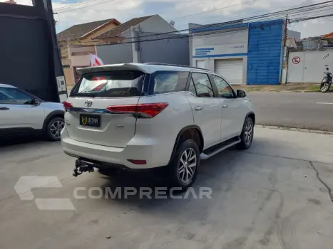 Hilux SW4 SRX 4x4 2.8 TDI 16V Dies. Aut.