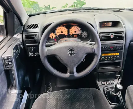 ASTRA 2.0 MPFI Advantage 8V