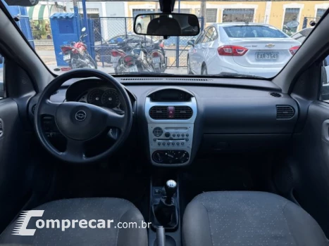 CORSA SEDAN - 1.4 MPFI PREMIUM SEDAN 8V 4P MANUAL