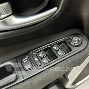 Renegade Sport 1.8 4x2 Flex 16V Aut.