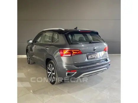 TAOS 1.4 250 TSI TOTAL FLEX HIGHLINE AUTOMÁTICO