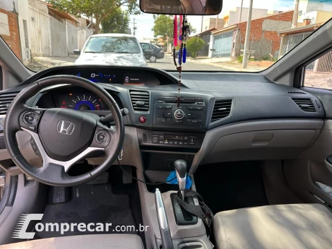 Honda CIVIC 2.0 LXR 16V 4 portas