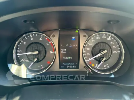 HILUX 2.8 D-4D TURBO DIESEL CD SRX 4X4 AUTOMÁTICO