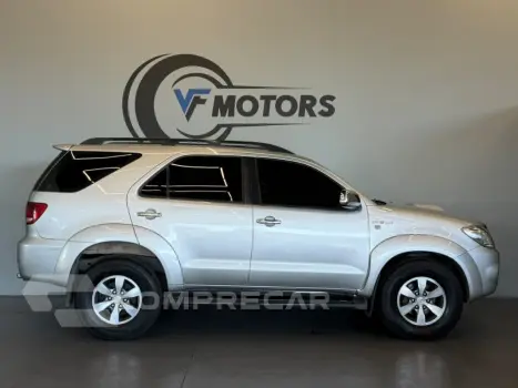 HILUX SW4 3.0 SRV 4X4 16V TURBO INTERCOOLER DIESEL 4P MANUAL
