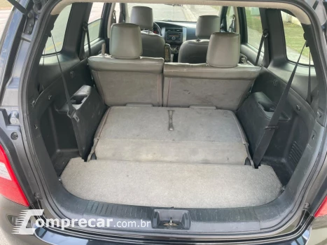 GRAND LIVINA 1.8 SL 16V