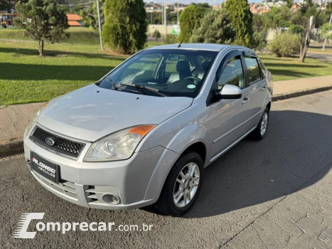 FORD FIESTA 1.6 MPI Sedan 8V 4 portas