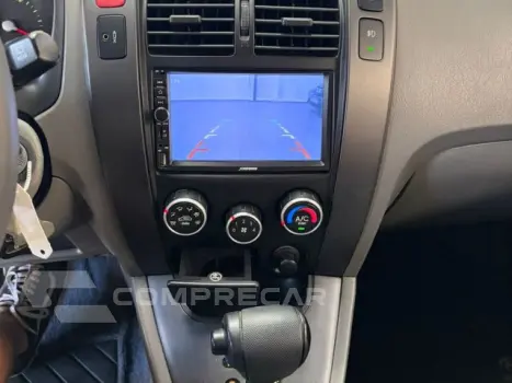 TUCSON - 2.0 MPFI GL 16V 142CV 2WD 4P AUTOMÁTICO