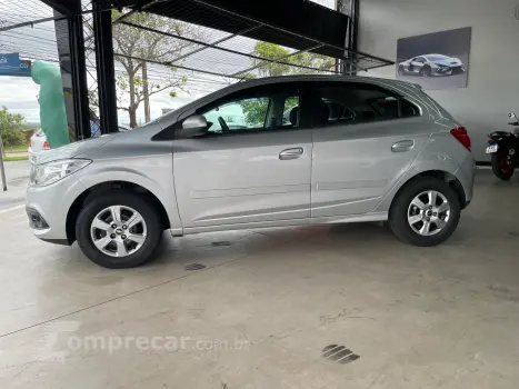 ONIX HATCH LT 1.0 8V FlexPower 5p Mec.