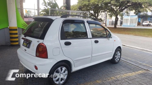 QQ 1.1 MPFI 16V