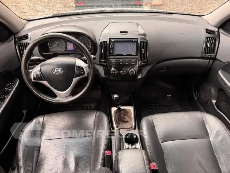 i30 2.0 16V 145cv 5p Mec.