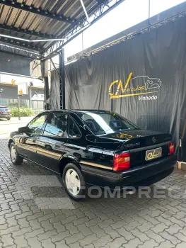 VECTRA 2.0 MPFI GLS 8V