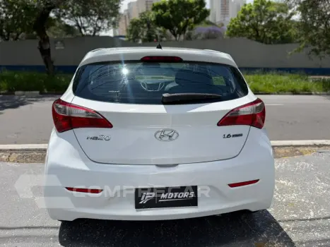 HB20 1.6 Comfort Plus 16V