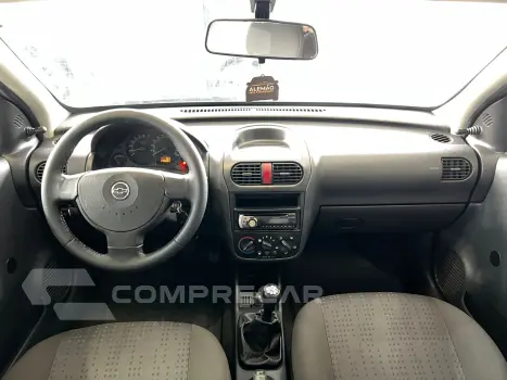 CORSA 1.4 MPFI Maxx Sedan 8V