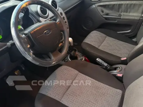 FIESTA SEDAN - 1.6 ROCAM SEDAN 8V 4P MANUAL