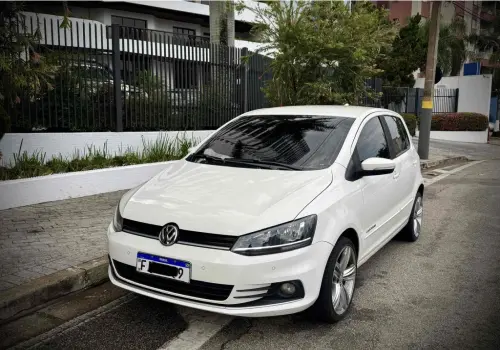 Volkswagen FOX 1.6 MSI COMFORTLINE 8V FLEX 4P MANUAL 4 portas