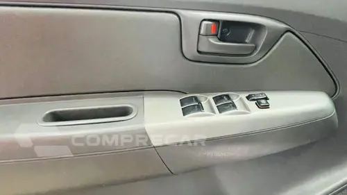HILUX 2.7 CD SR 4X2