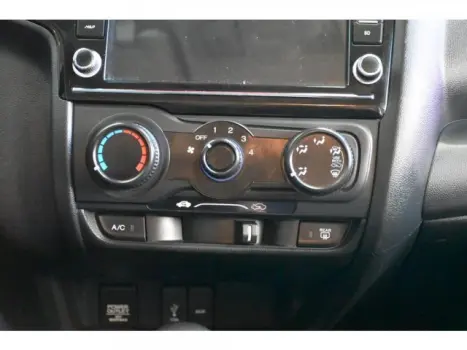 FIT - 1.5 PERSONAL 16V 4P AUTOMÁTICO