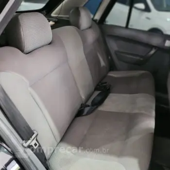 GOL 1.0 MI 8V Titan G.IV