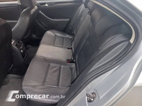 Jetta 2.0 Comfortline Flex 4P Tiptronic