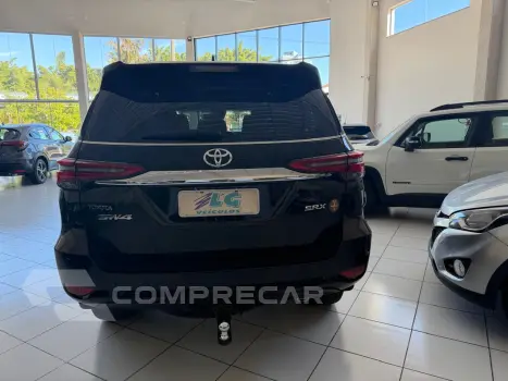 Hilux SW4 2.8 16V 4P SRX 4X4 7 LUGARES TURBO DIESEL AUTOMÁTI