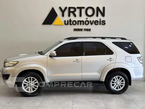 Toyota Hilux SW4 3.0 16V 4P SRV 4X4 TURBO DIESEL AUTOMÁTICO 4 portas