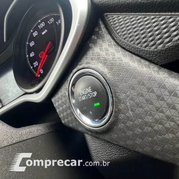 ONIX SEDAN Plus LT 1.0 12V Flex 4p Mec.