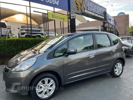 Honda FIT 1.4 LX 8V 4 portas