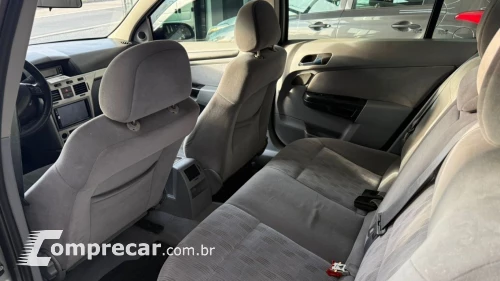Vectra Elegan. 2.0 MPFI 8V FlexPower Mec