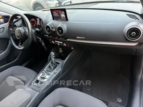 A3 1.4 TFSI SEDAN AMBIENTE 16V FLEX 4P TIPTRONIC