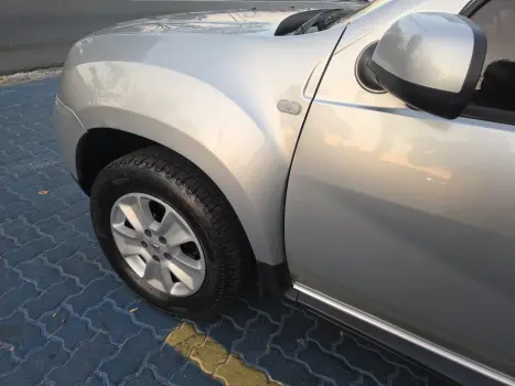 DUSTER 1.6 16V SCE FLEX EXPRESSION X-TRONIC