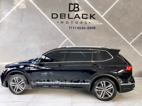 Volkswagen TIGUAN Allspac R-Line 300 TSI 2.0 4 portas