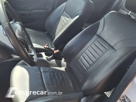 FIESTA 1.6 Titanium Hatch 16V
