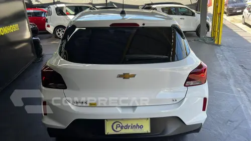 Onix Hatch 1.0 12V 4P FLEX LT