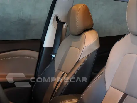 TRACKER 1.2 Turbo Premier
