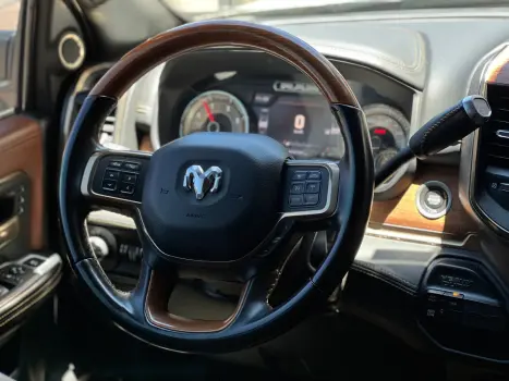 3500 6.7 Laramie Longhorn 4X4 CD 6 Cilindros Turbo