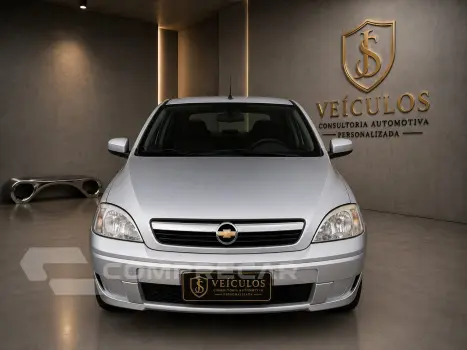 CORSA 1.4 MPFI Premium Sedan 8V