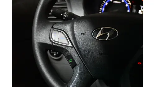 HB20S - 1.6 PREMIUM 16V 4P AUTOMÁTICO