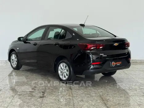 ONIX 1.0 Turbo Plus LT