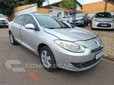 Renault Fluence 2.0 Dynamique 16V Flex 4P Automático 4 portas