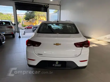 ONIX SEDAN Plus LT 1.0 12V Flex 4p Mec.