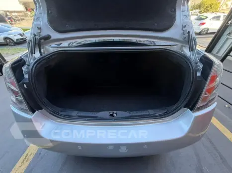 Sentra SL 2.0/ 2.0 Flex Fuel 16V Aut.