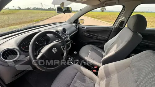 VOYAGE 1.0 12V MPI Totalflex