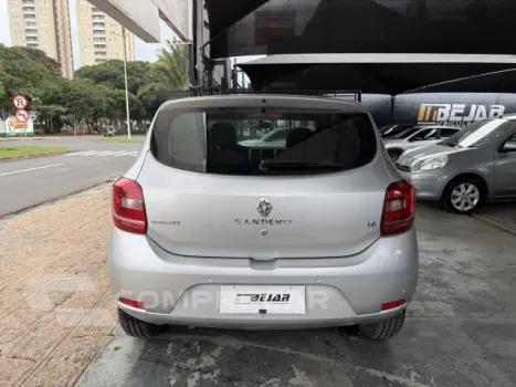 SANDERO - 1.6 EXPRESSION 8V 4P MANUAL