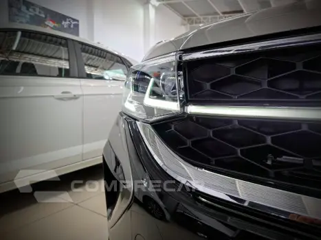 TAOS 1.4 250 TSI TOTAL FLEX HIGHLINE AUTOMÁTICO