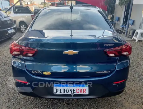ONIX 1.0 Turbo Plus Premier