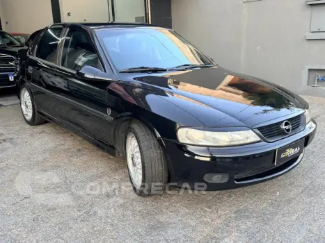 VECTRA 2.0 MPFI GLS 8V GASOLINA 4P MANUAL