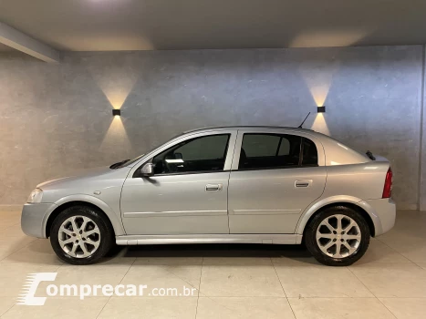 ASTRA 2.0 MPFI Advantage 8V