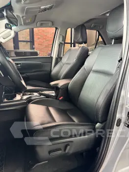 Hilux SW4 SRX Plat. 4x4 2.8 TB Die. Aut.