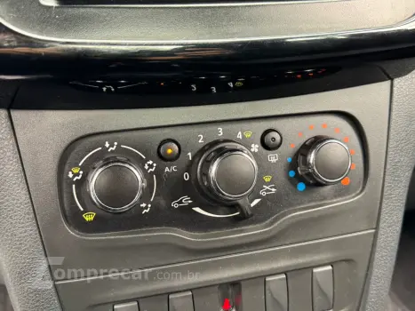 LOGAN 1.0 12V SCE Life