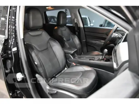 COMPASS - 1.3 T270 TURBO LONGITUDE AT6